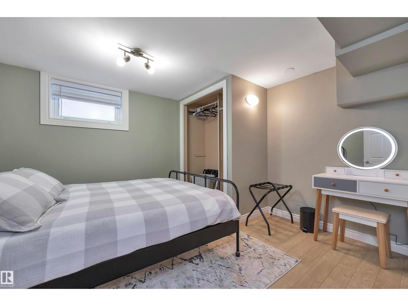 10647 68 Av Nw Property Photo 40
