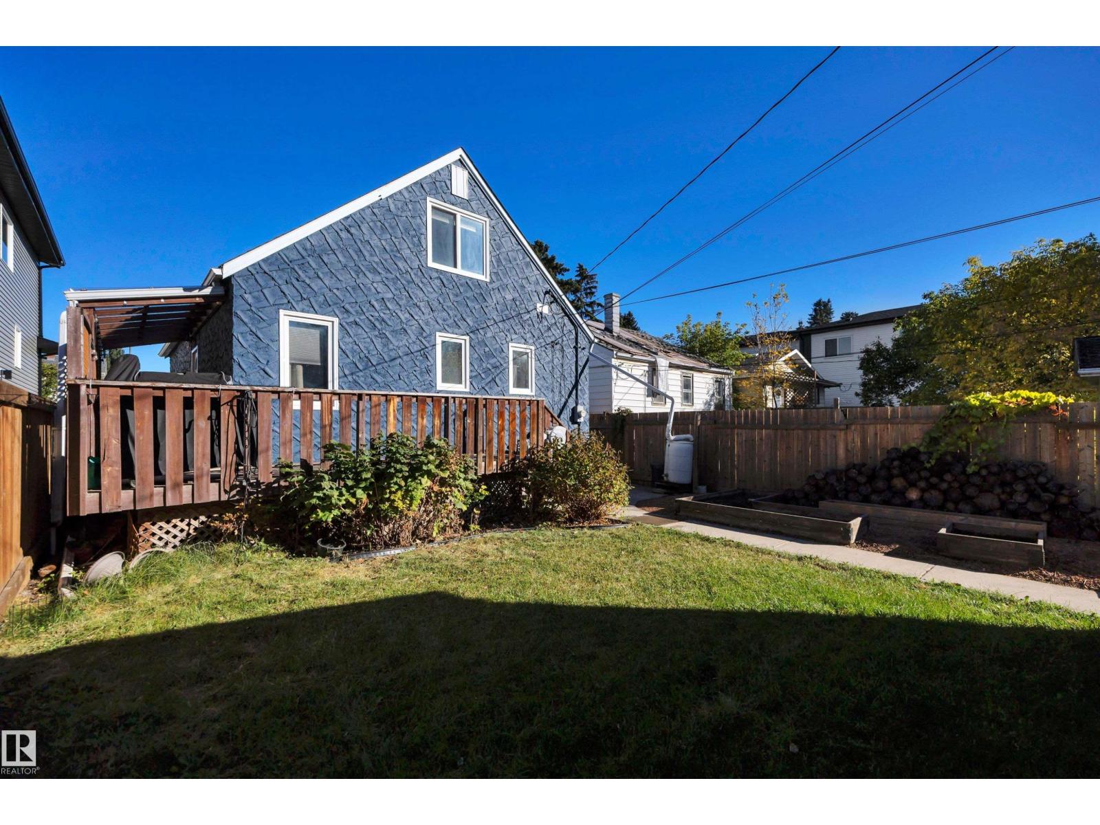 10647 68 Av Nw Property Photo 48