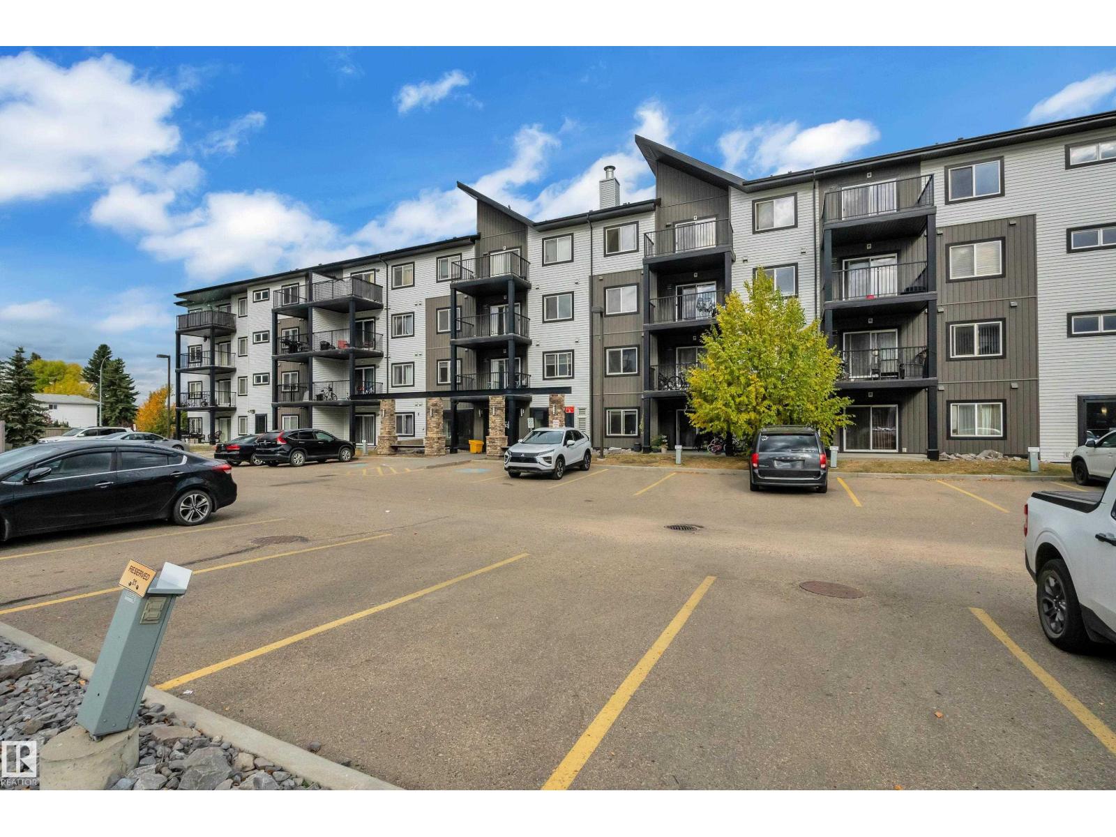 #320 3357 16a Av Nw Property Photo 3
