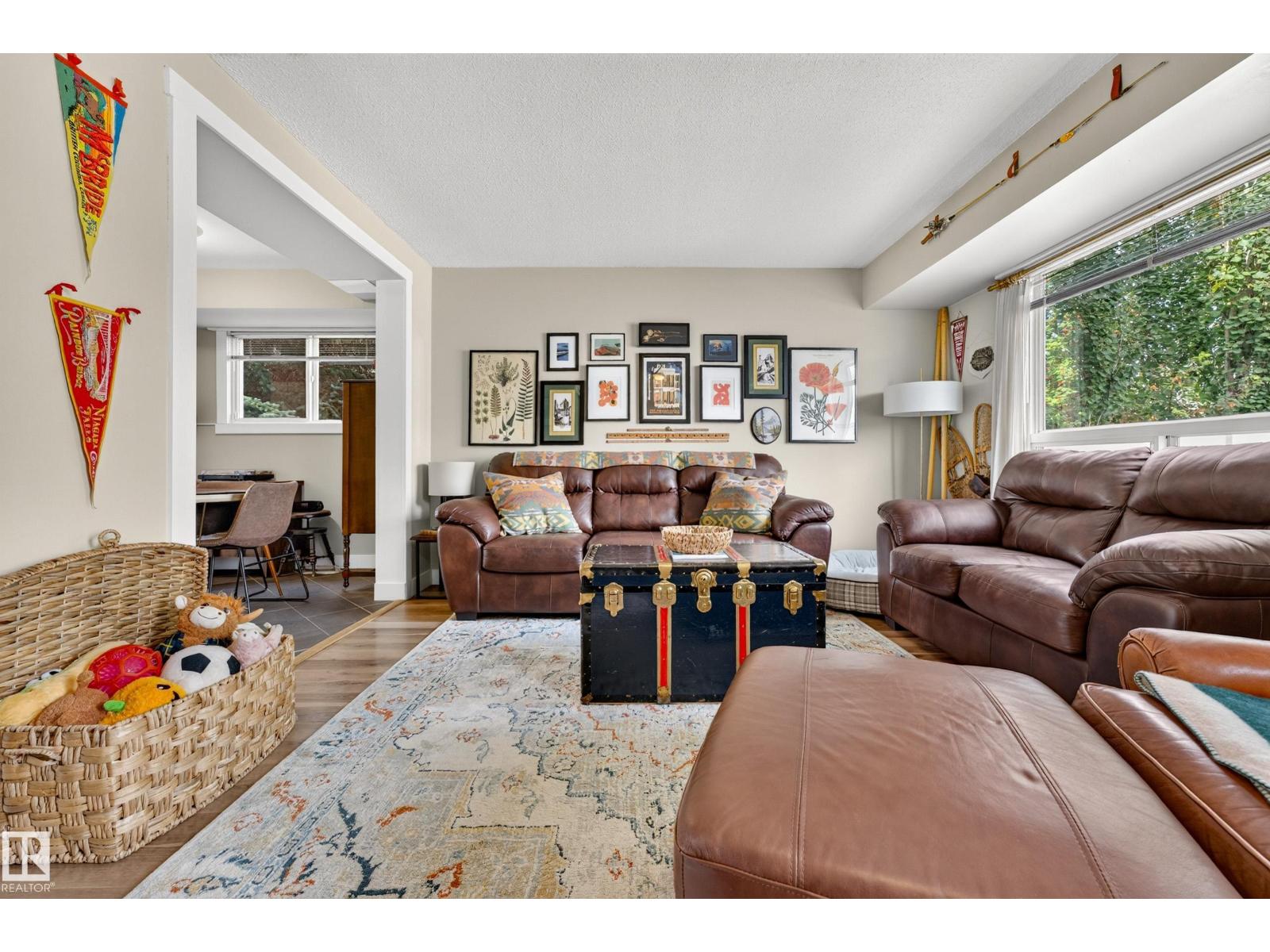 138 Dickinsfield Co Nw Property Photo 13