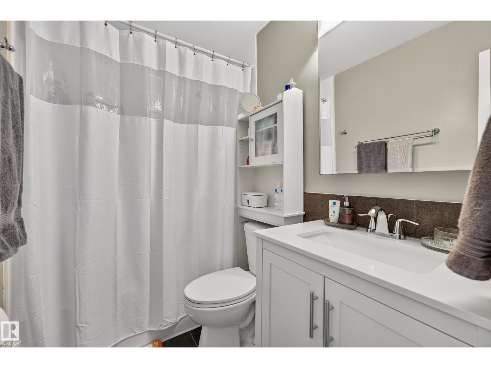 138 Dickinsfield Co Nw Property Photo 22