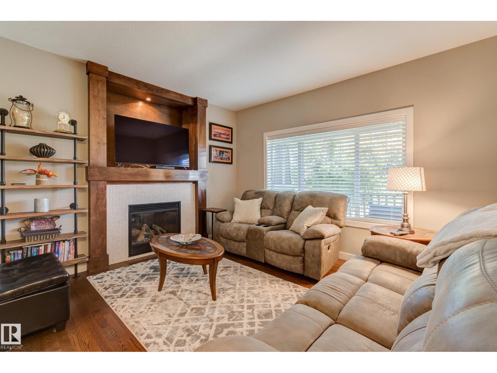 22015 97 Av Nw Property Photo 5