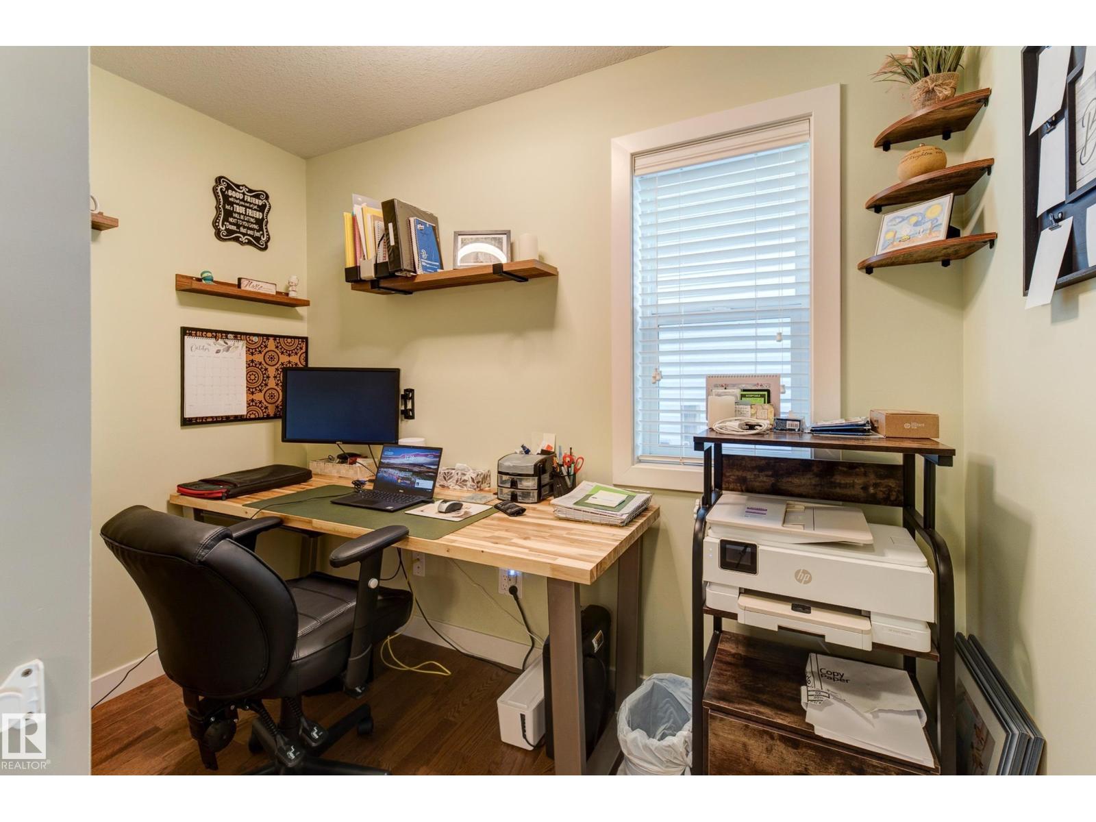 22015 97 Av Nw Property Photo 9