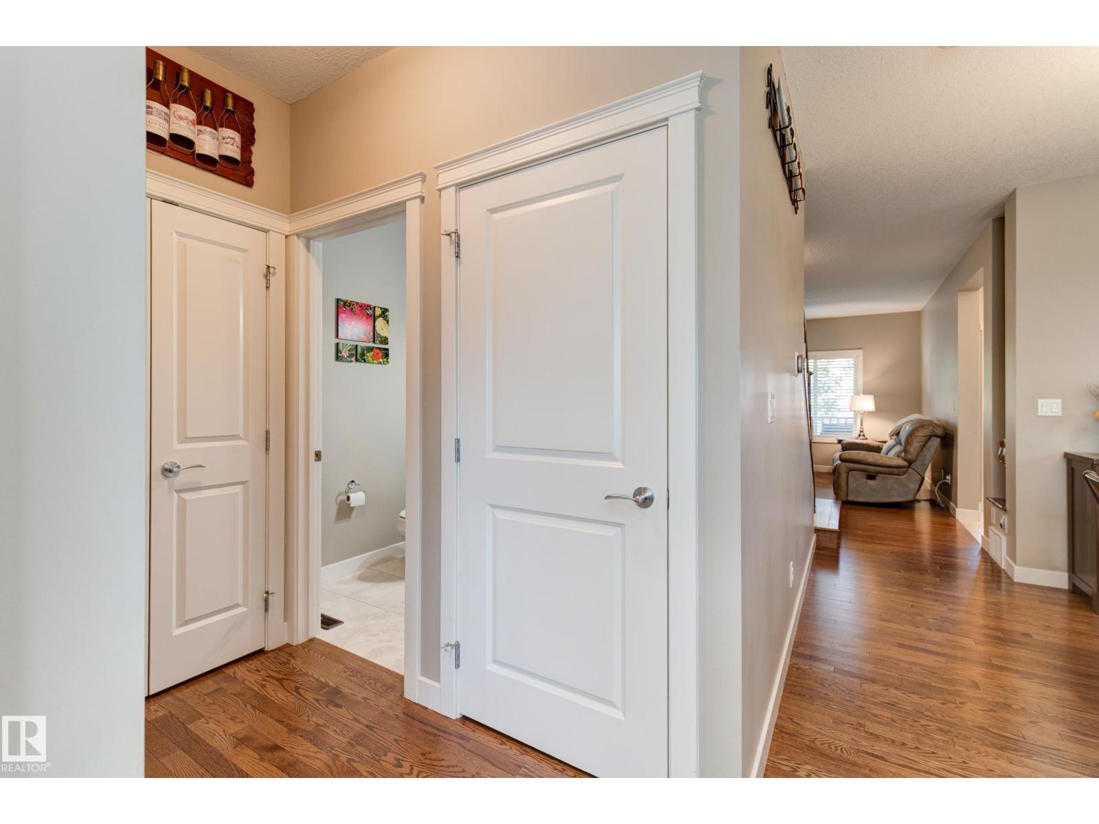22015 97 Av Nw Property Photo 18