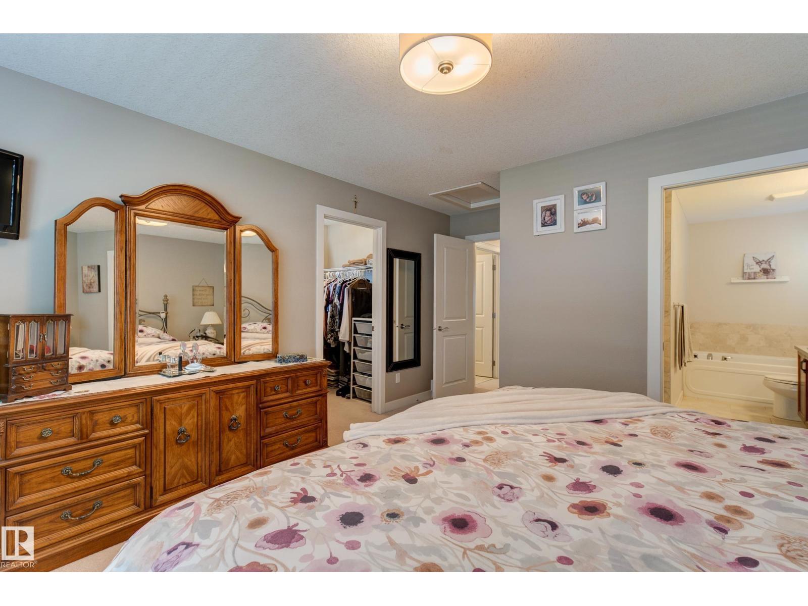 22015 97 Av Nw Property Photo 24