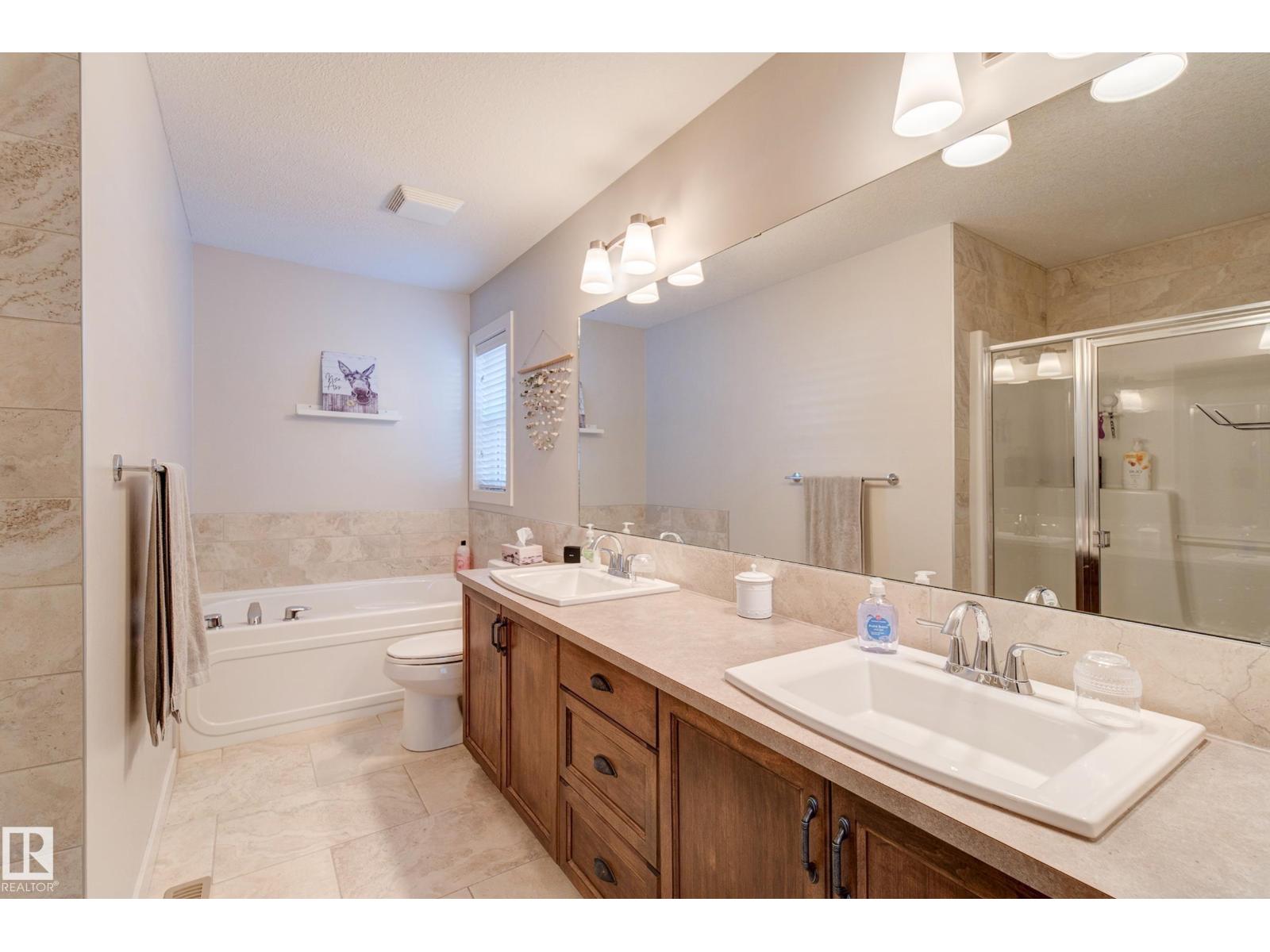 22015 97 Av Nw Property Photo 25
