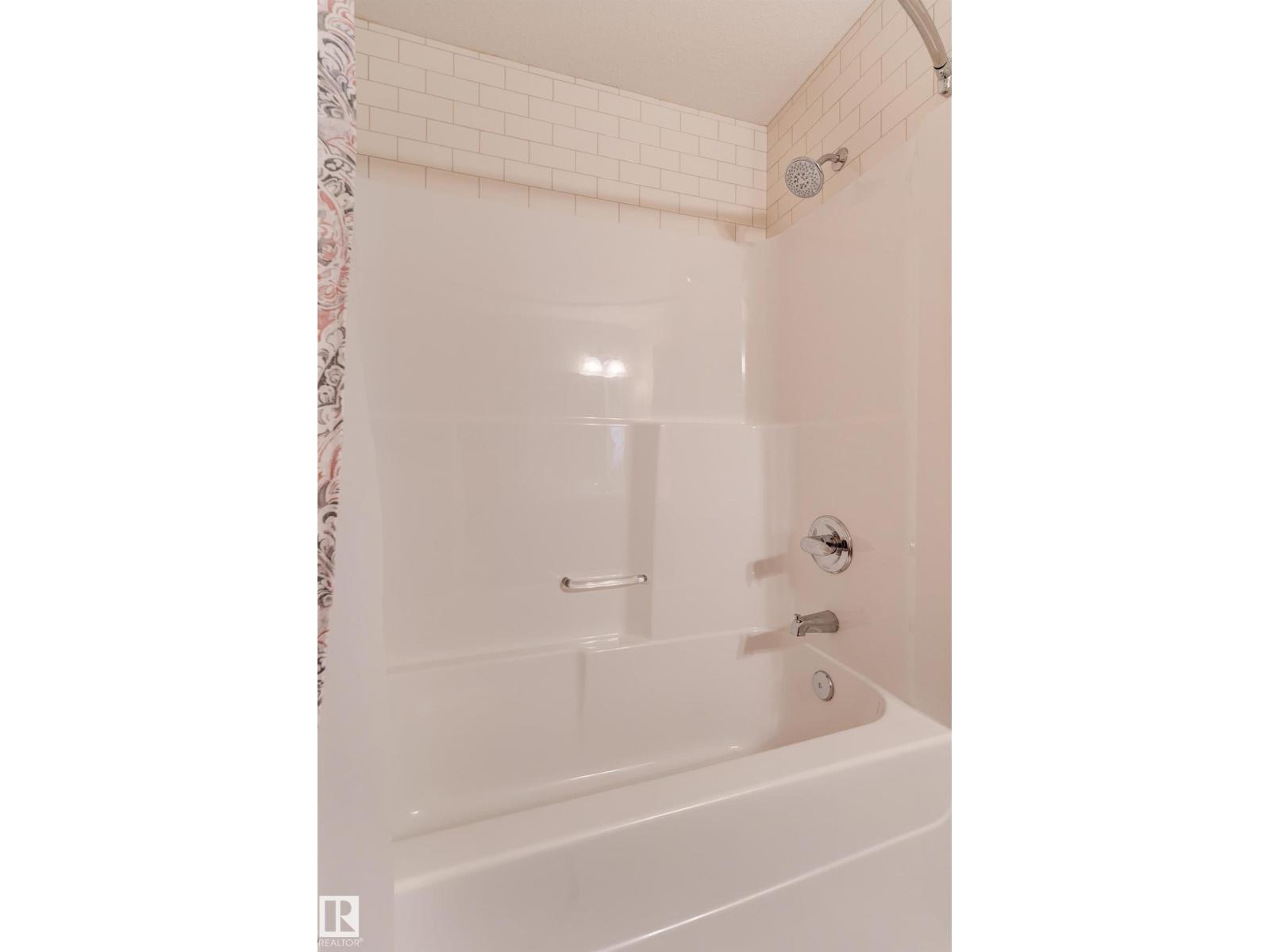 22015 97 Av Nw Property Photo 34
