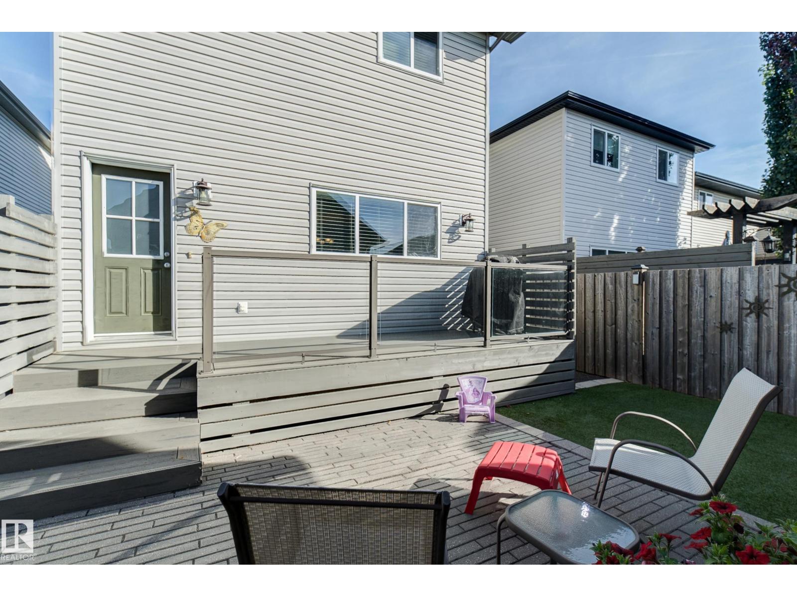 22015 97 Av Nw Property Photo 41