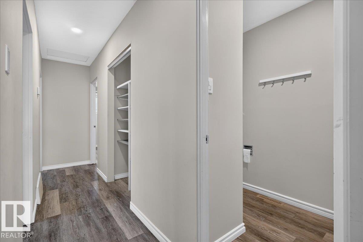 10716 51 Av Nw Property Photo 22