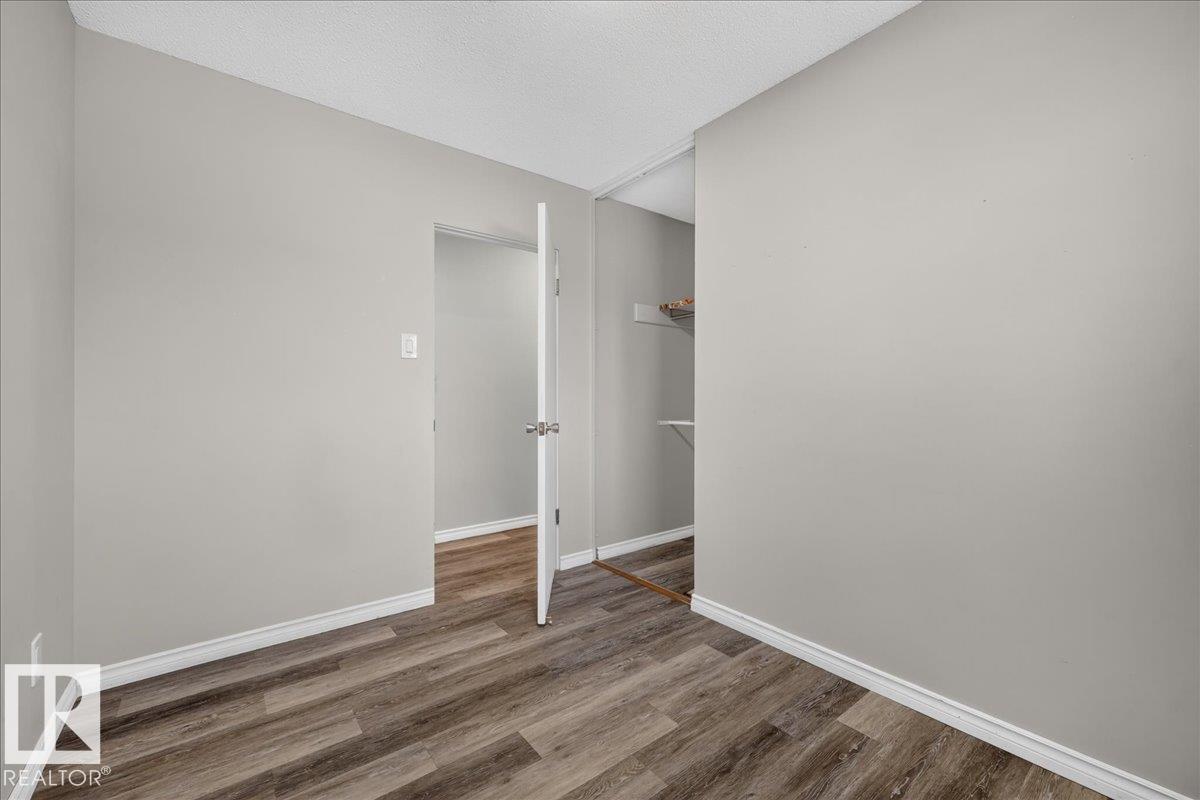 10716 51 Av Nw Property Photo 26