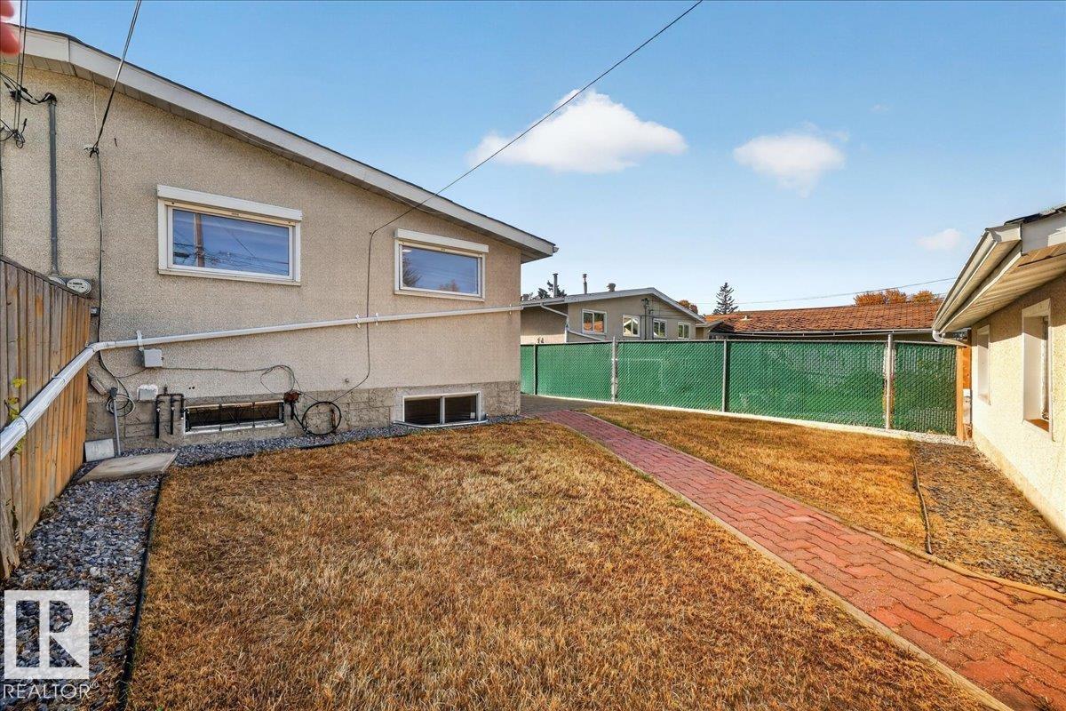 10716 51 Av Nw Property Photo 53