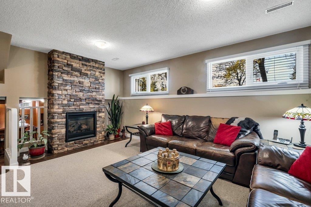 176 Larose Dr Property Photo 28