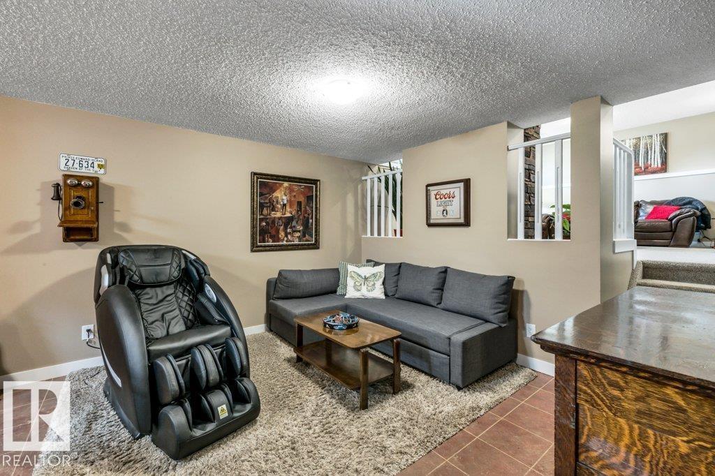 176 Larose Dr Property Photo 35