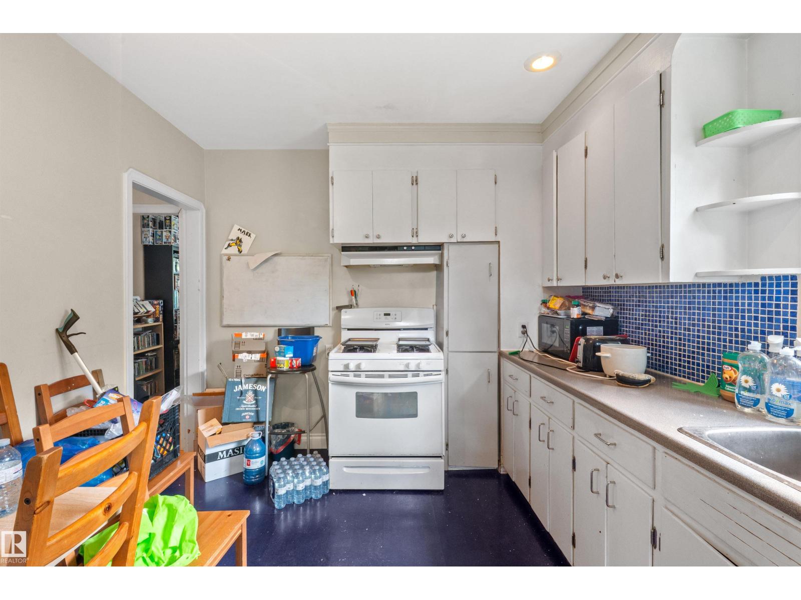 7516 106 St Nw Nw Property Photo 6