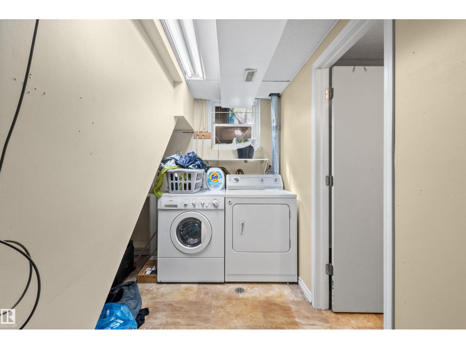 7516 106 St Nw Nw Property Photo 23