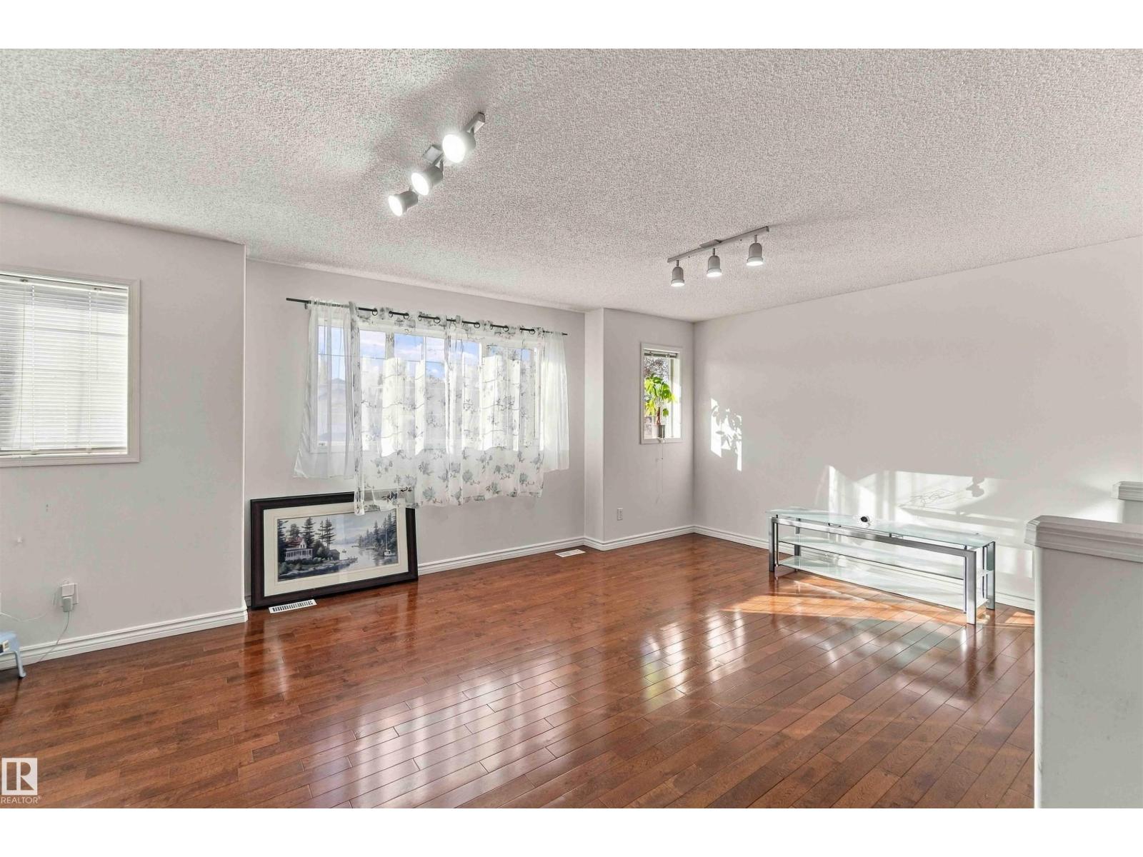 3524 Mclean Cr Sw Property Photo 35