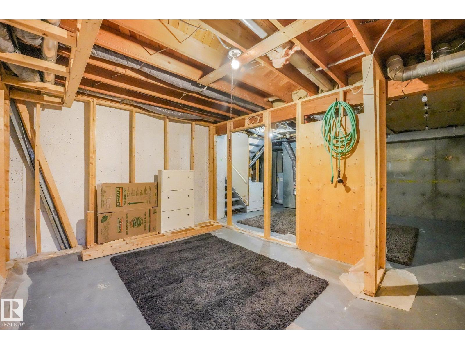 144 Roseland Vg Nw Property Photo 34