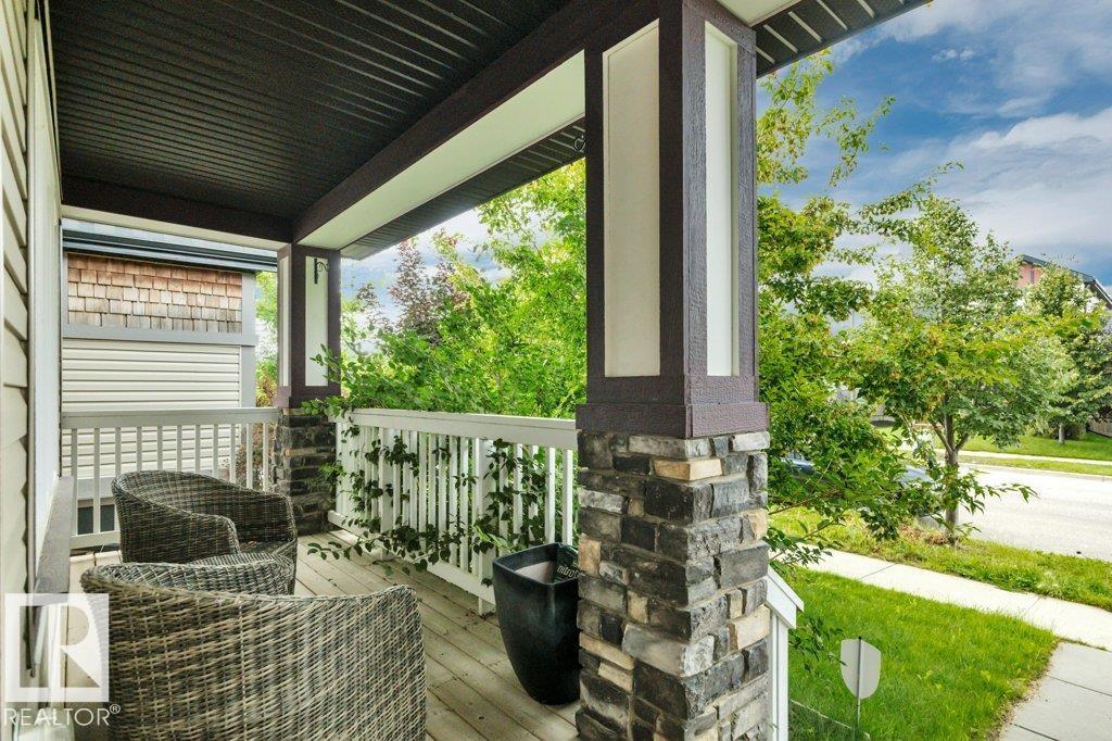 723 Secord Bv Nw Property Photo 4
