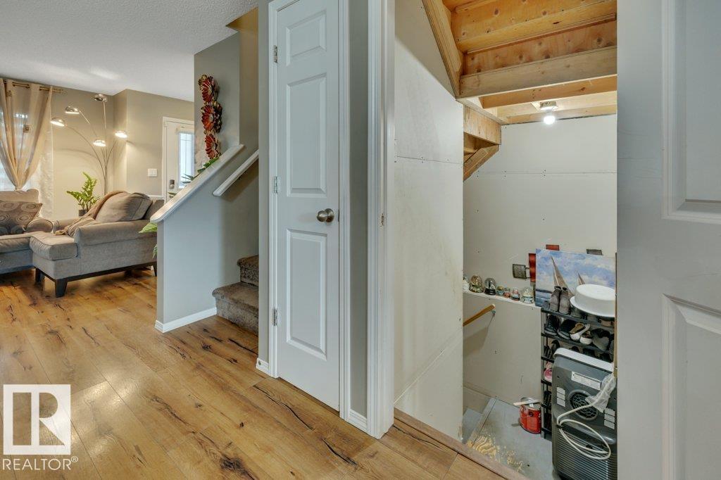 723 Secord Bv Nw Property Photo 36