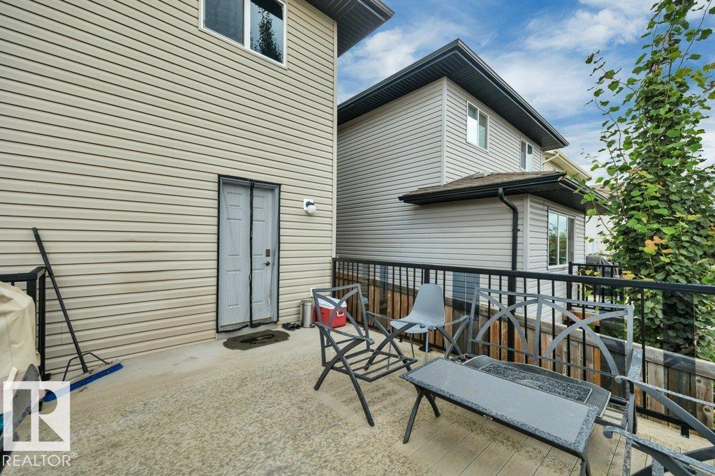 723 Secord Bv Nw Property Photo 38