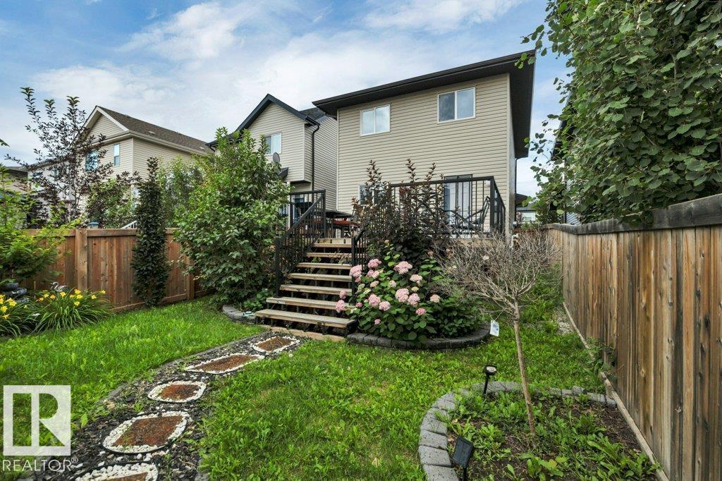 723 Secord Bv Nw Property Photo 43