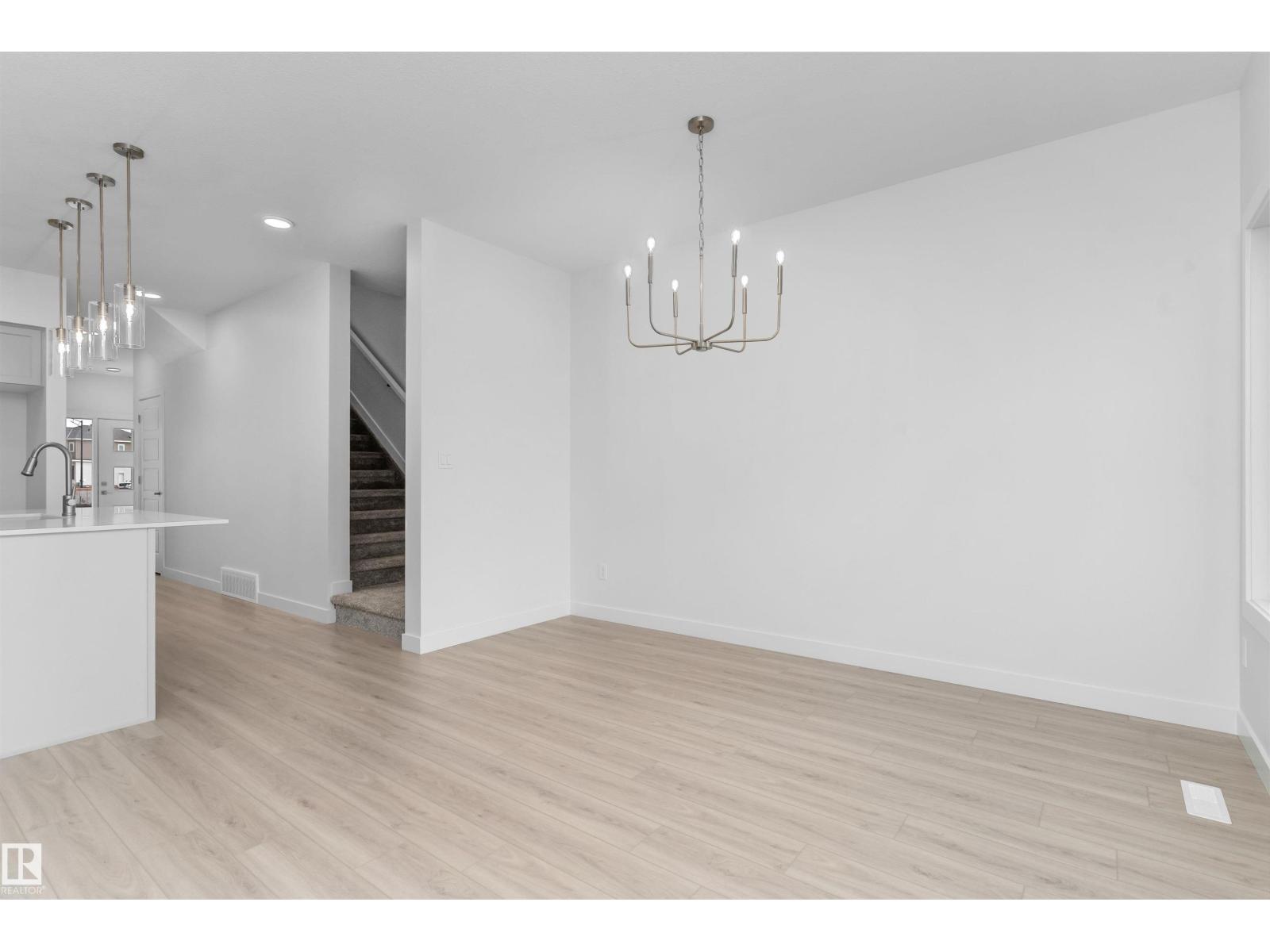 18717 18a Av Nw Property Photo 8