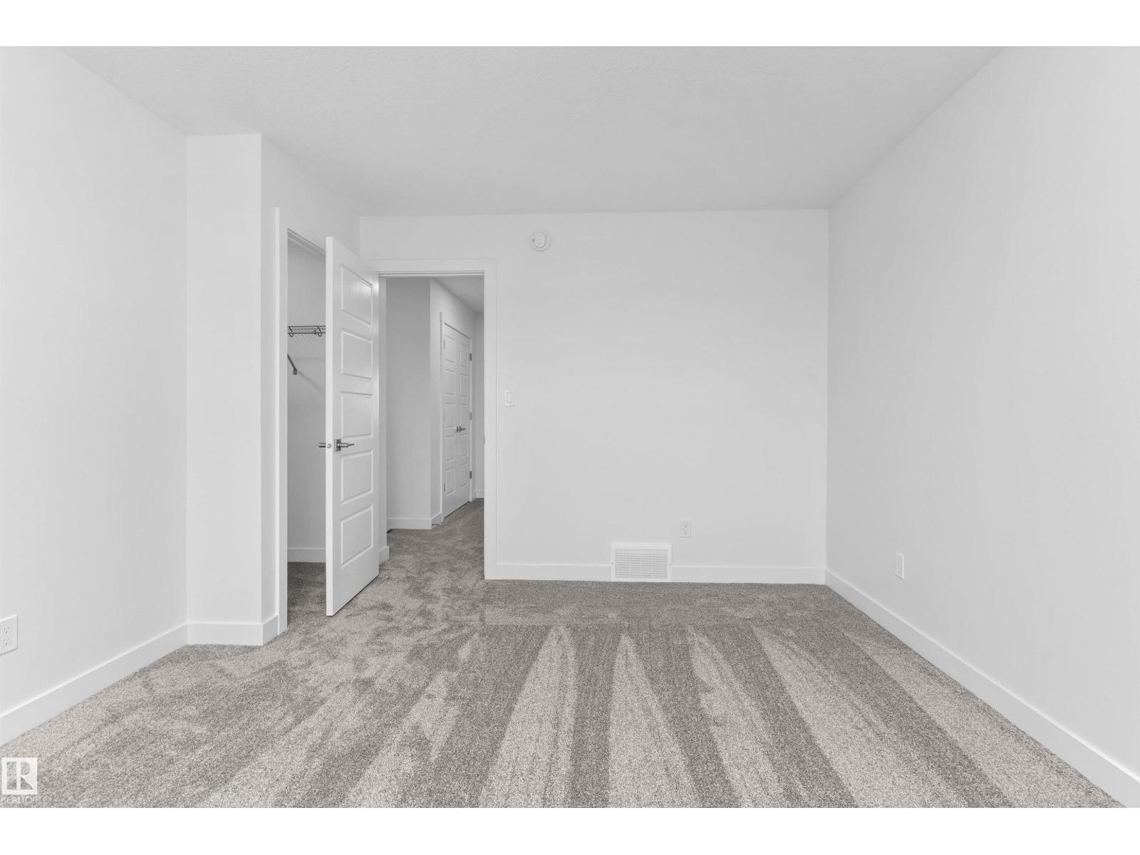 18717 18a Av Nw Property Photo 26