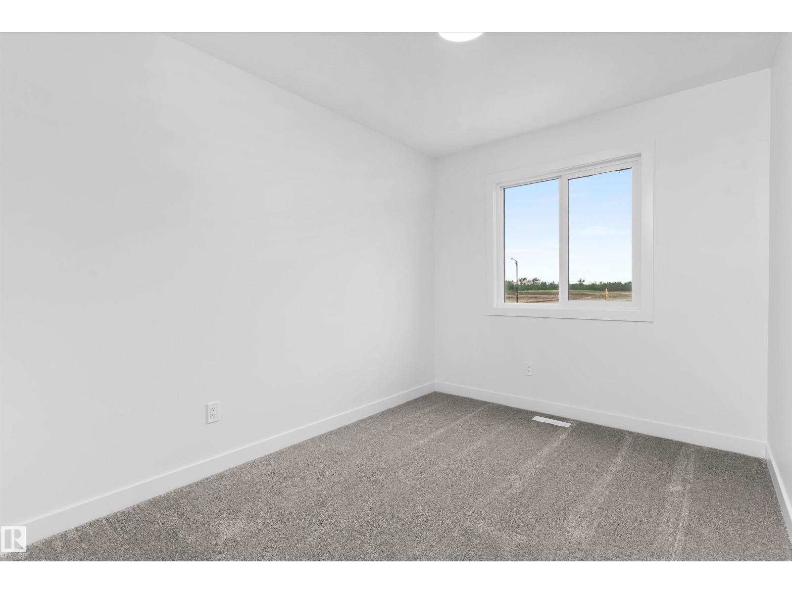 18717 18a Av Nw Property Photo 34