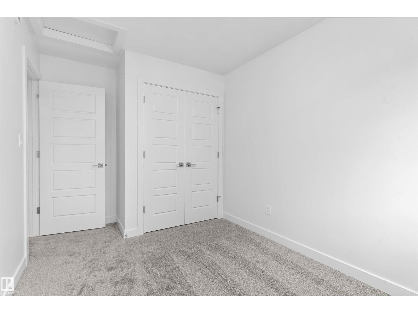 18717 18a Av Nw Property Photo 35