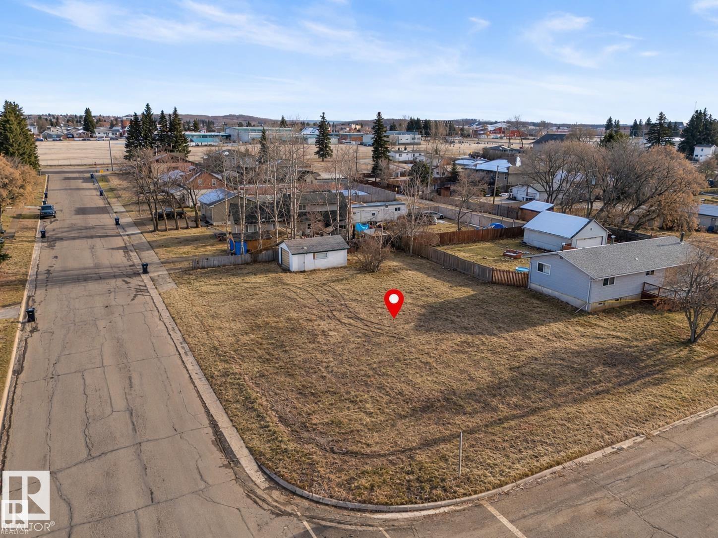 5107 58 St Property Photo 1