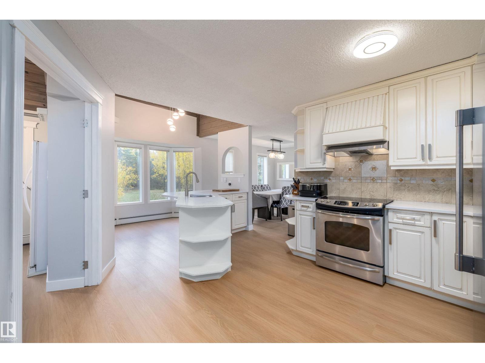 #73 52470 Range Road 221 Property Photo 4