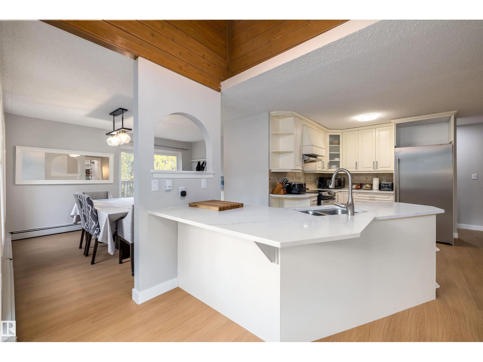 #73 52470 Range Road 221 Property Photo 5