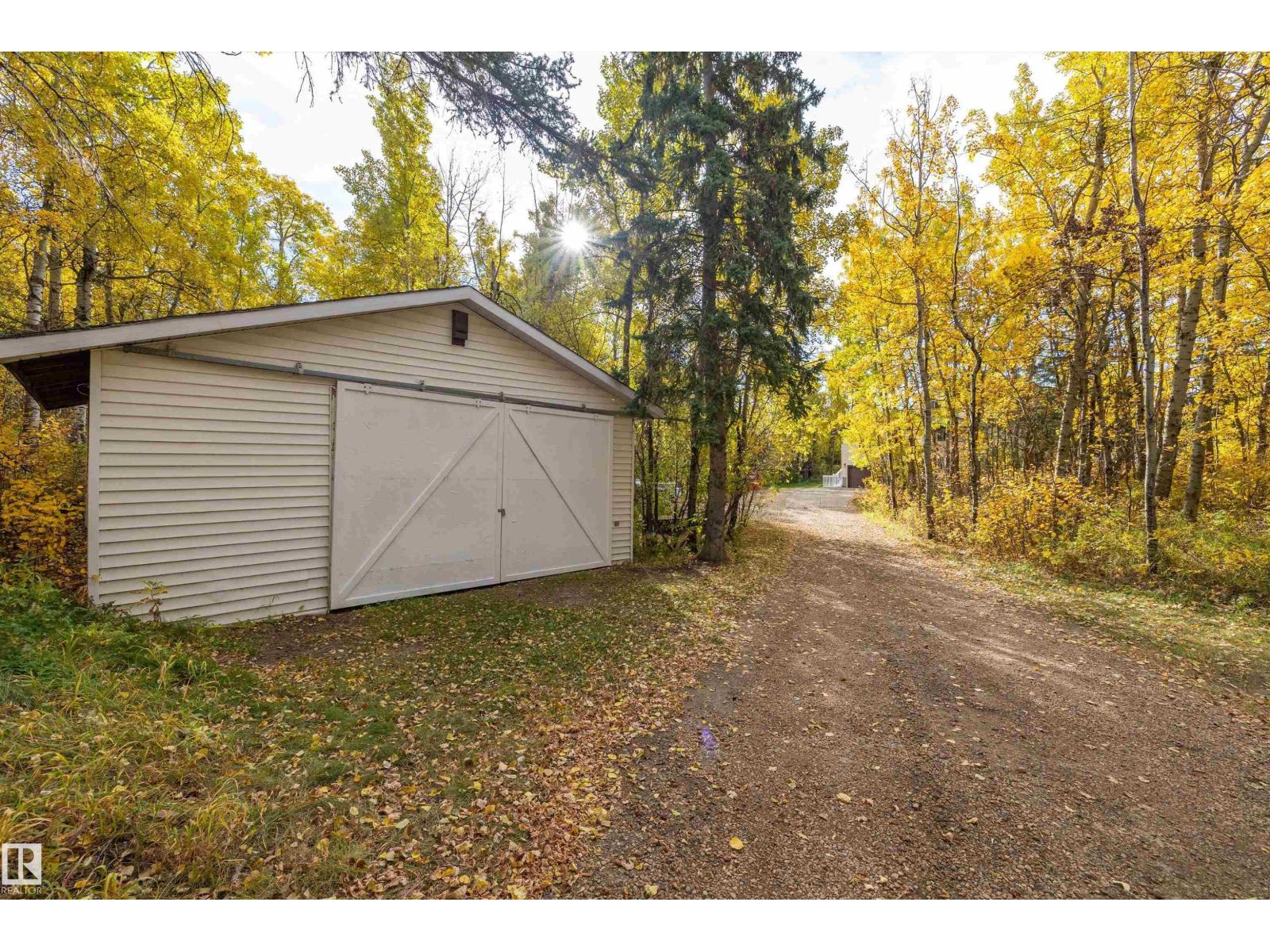 #73 52470 Range Road 221 Property Photo 9