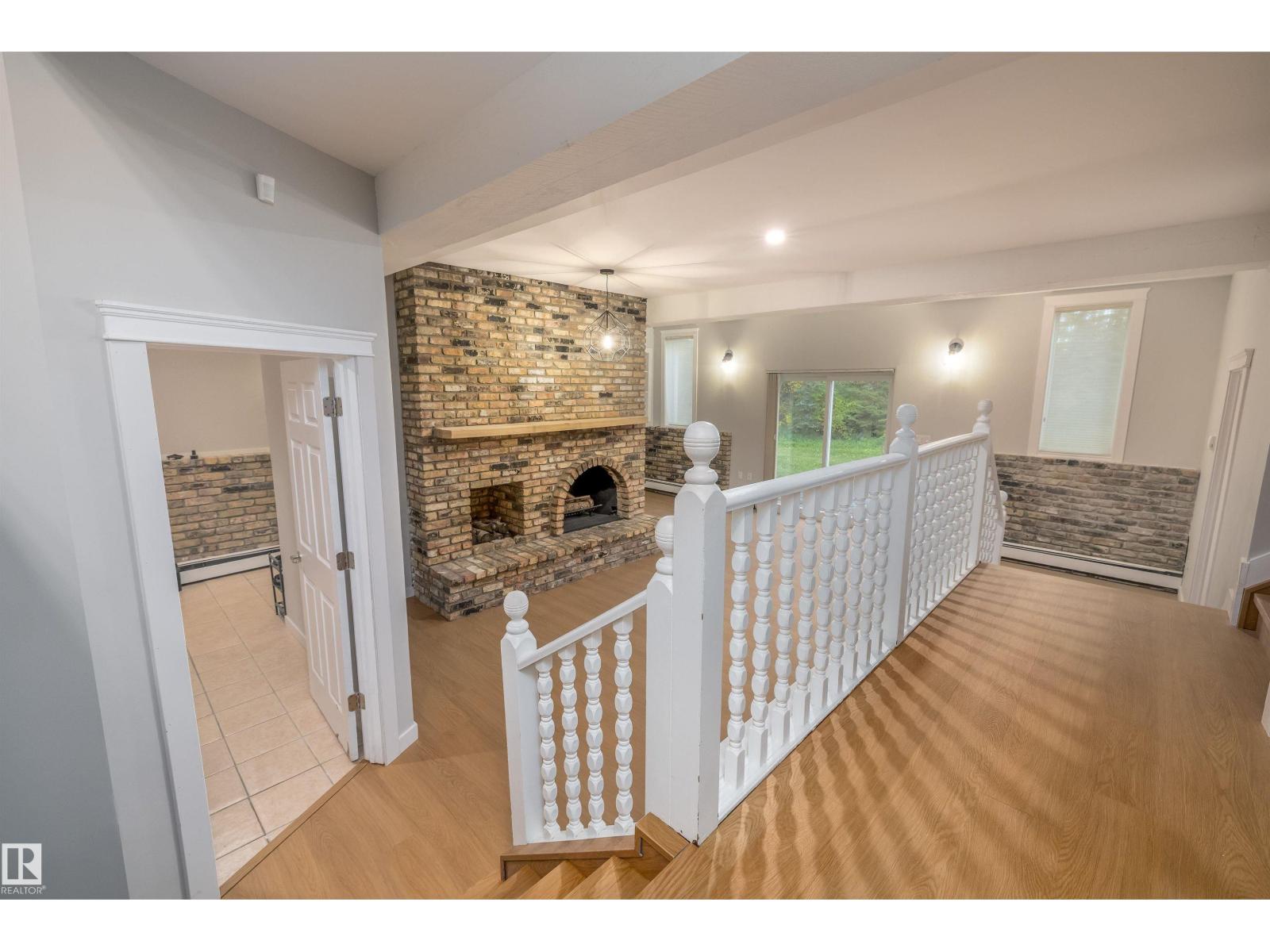 #73 52470 Range Road 221 Property Photo 12