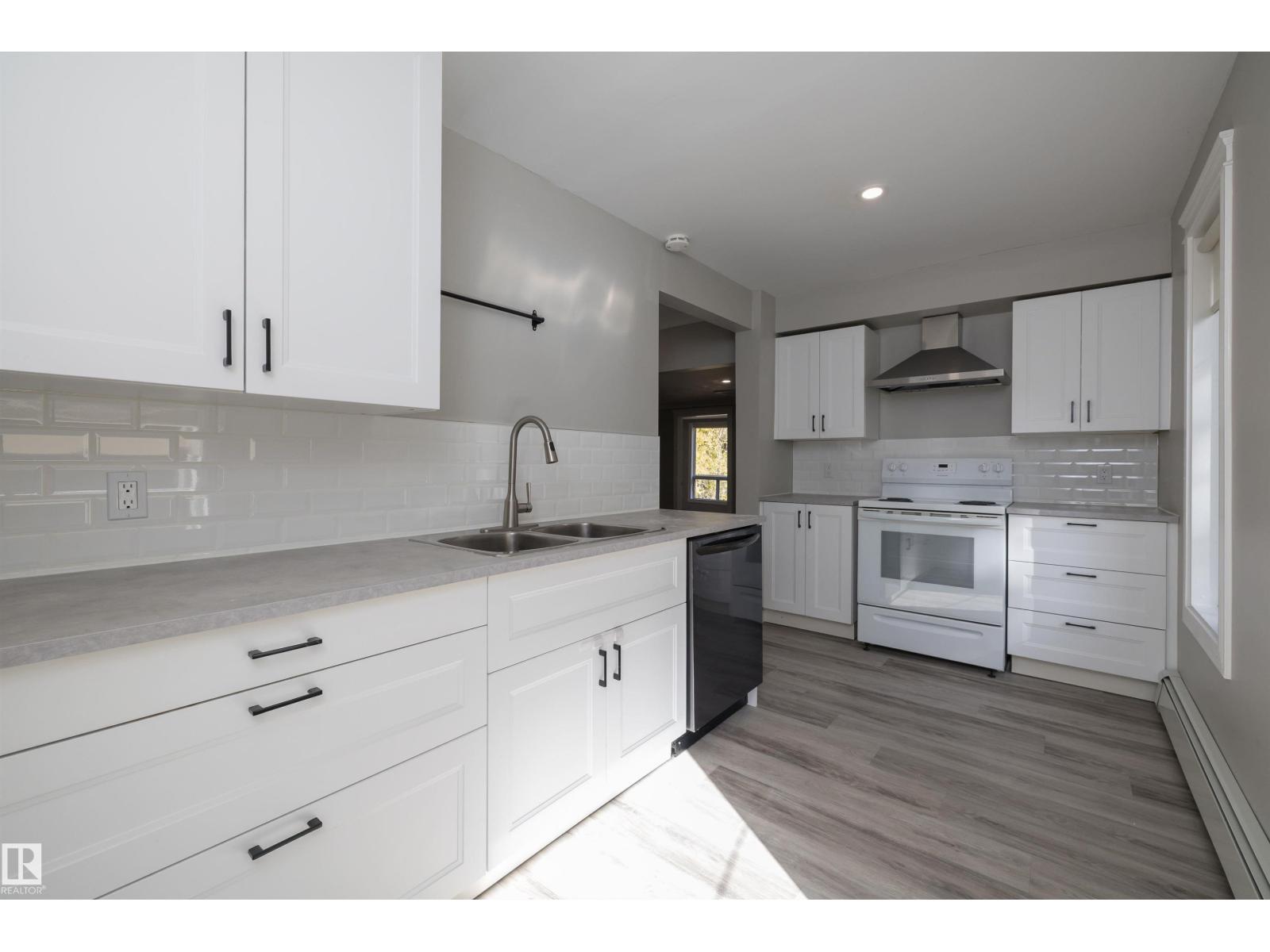 #73 52470 Range Road 221 Property Photo 33