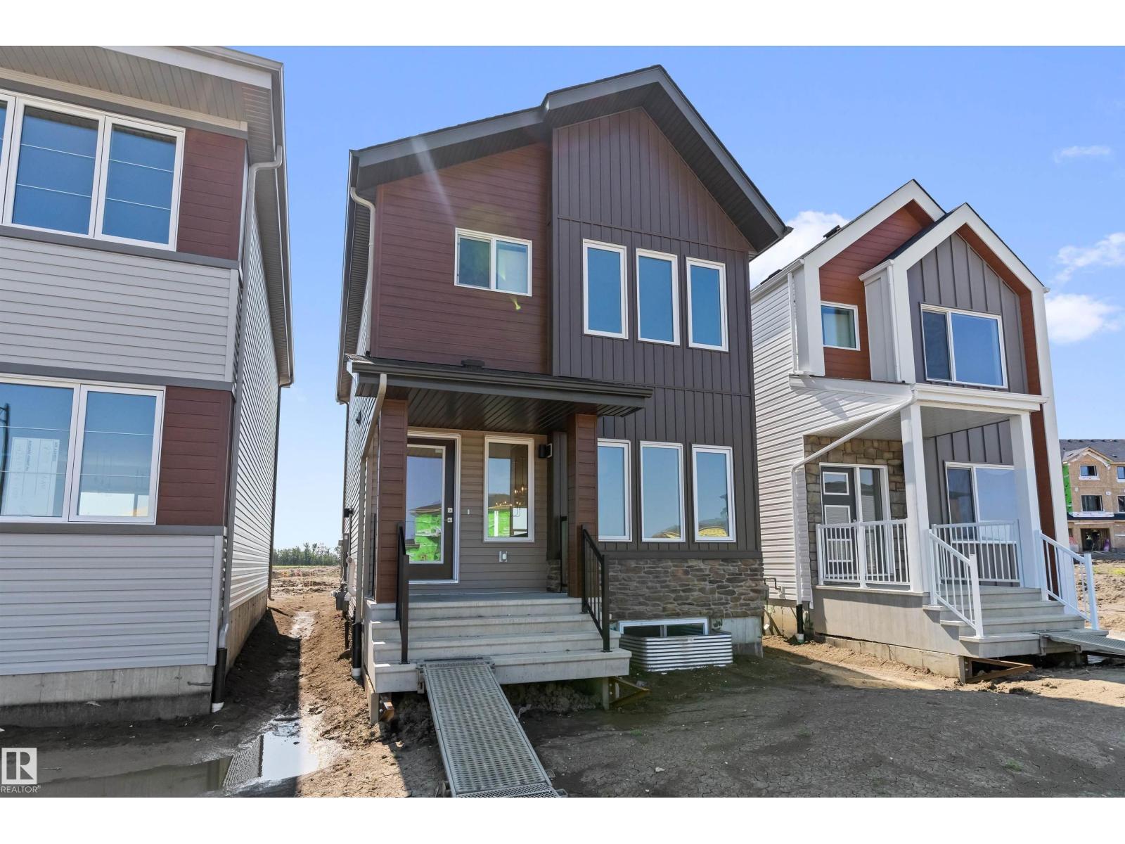 18713 18a Av Nw Property Photo 3