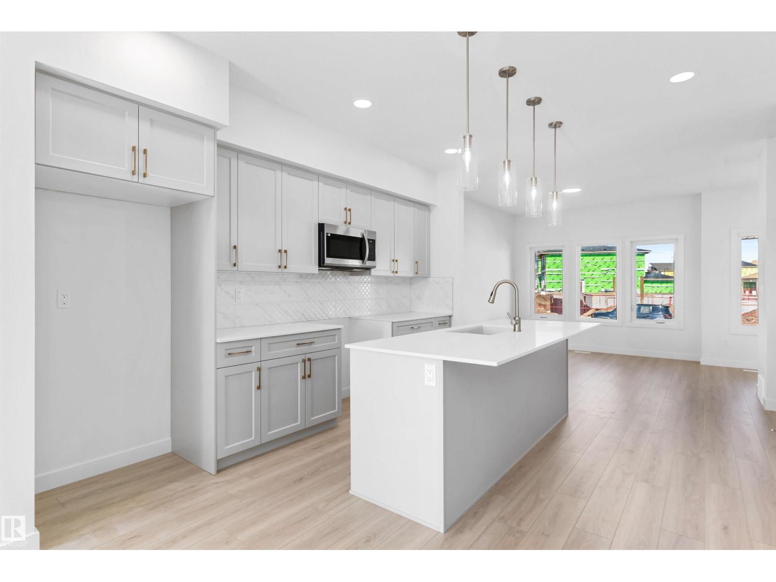 18713 18a Av Nw Property Photo 12
