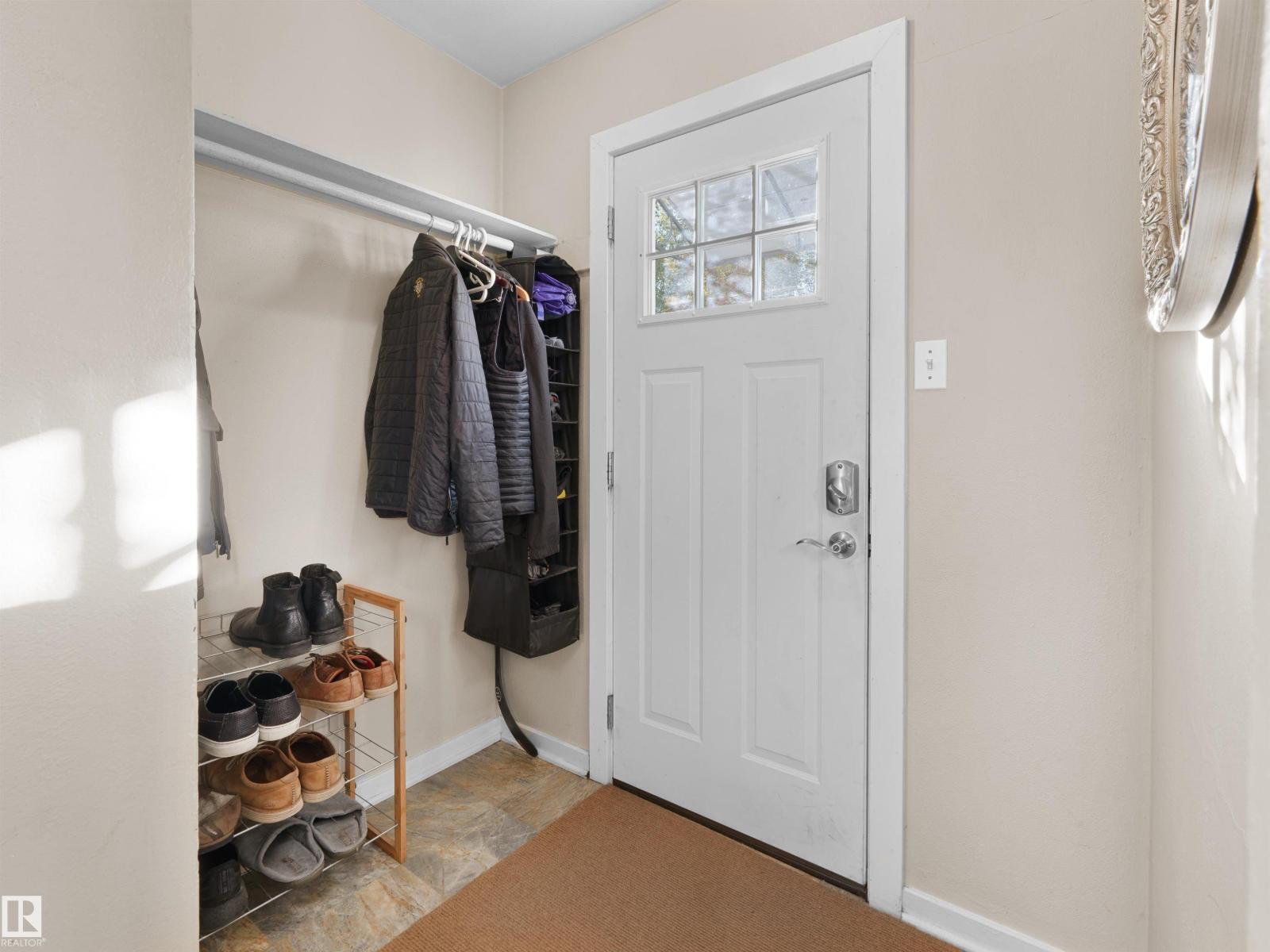 11142 71 Av Nw Property Photo 4