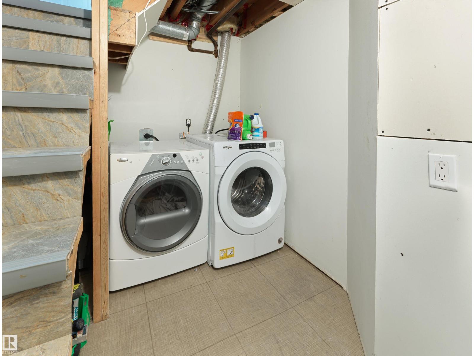11142 71 Av Nw Property Photo 20