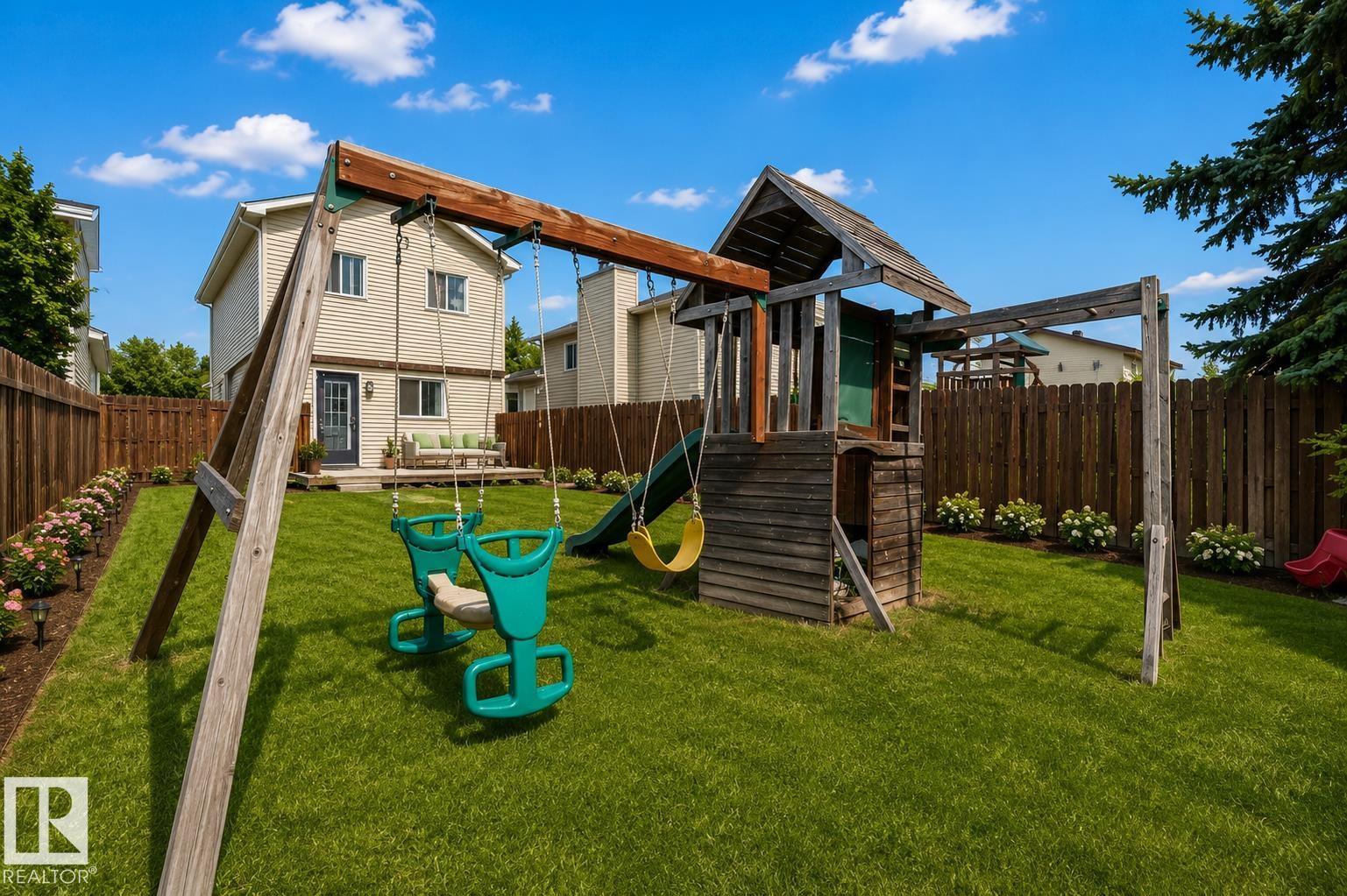8313 156 Av Nw Property Photo 14