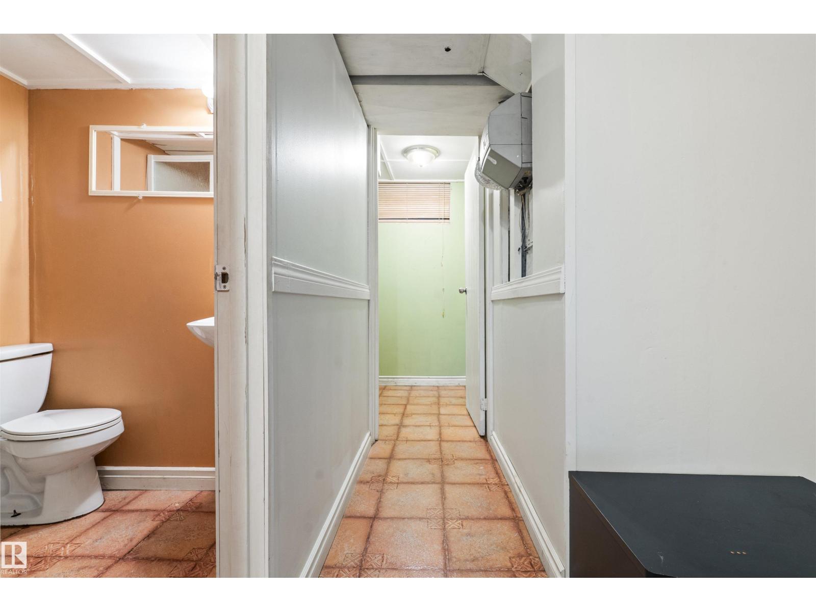 8313 156 Av Nw Property Photo 56