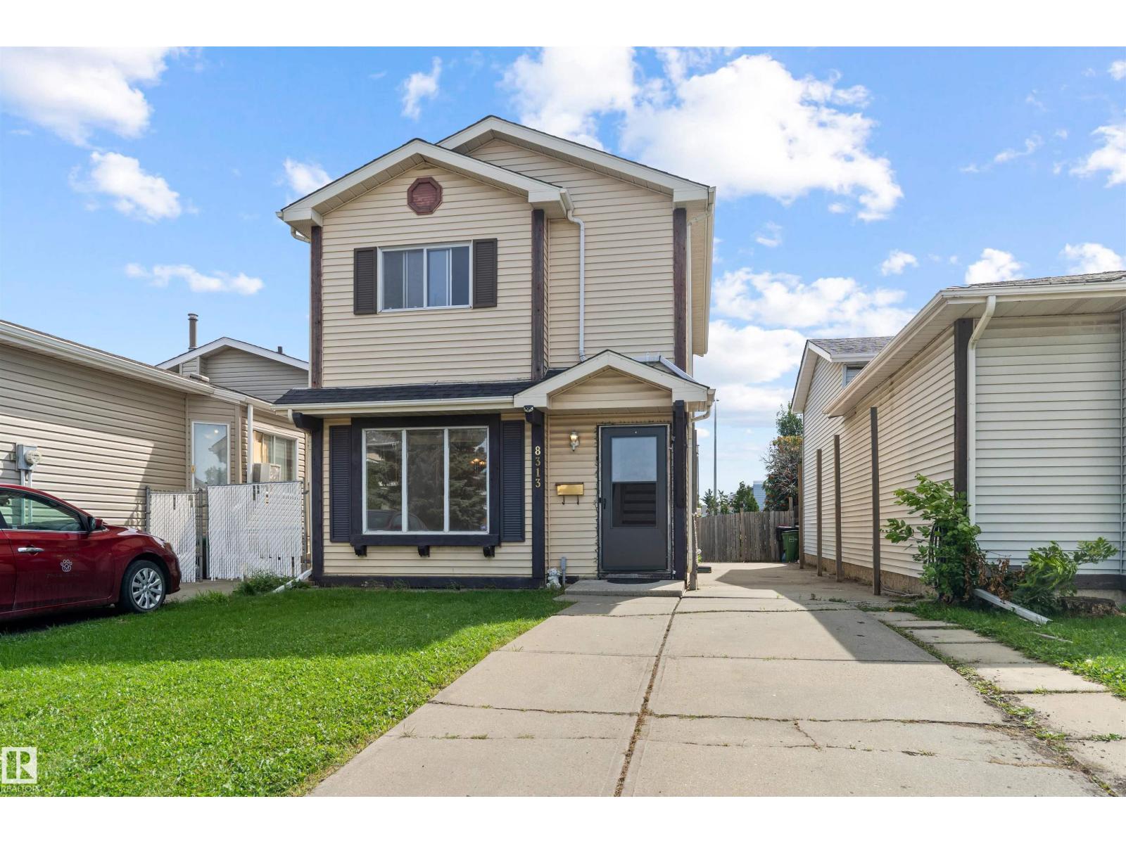 8313 156 Av Nw Property Photo 63