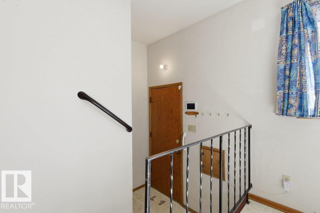10459 66 Av Nw Property Photo 26