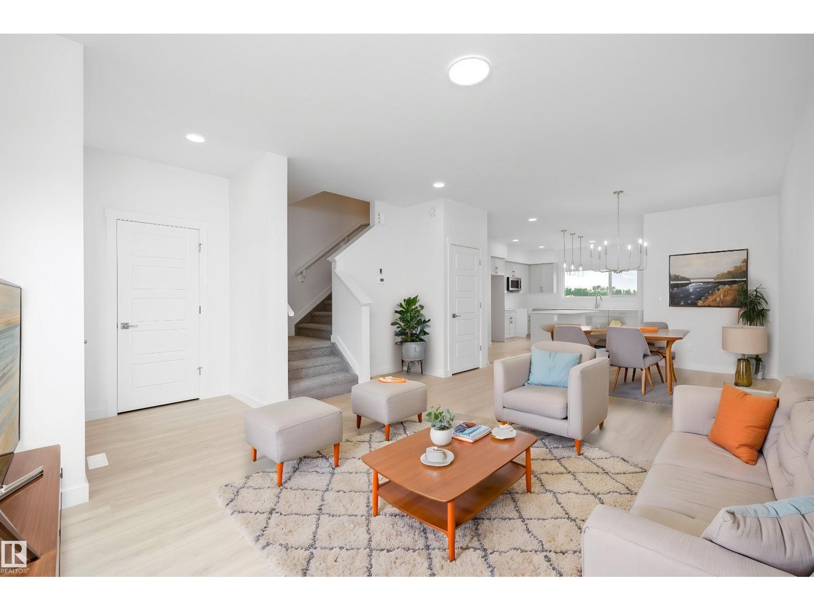 18709 18a Av Nw Property Photo 6