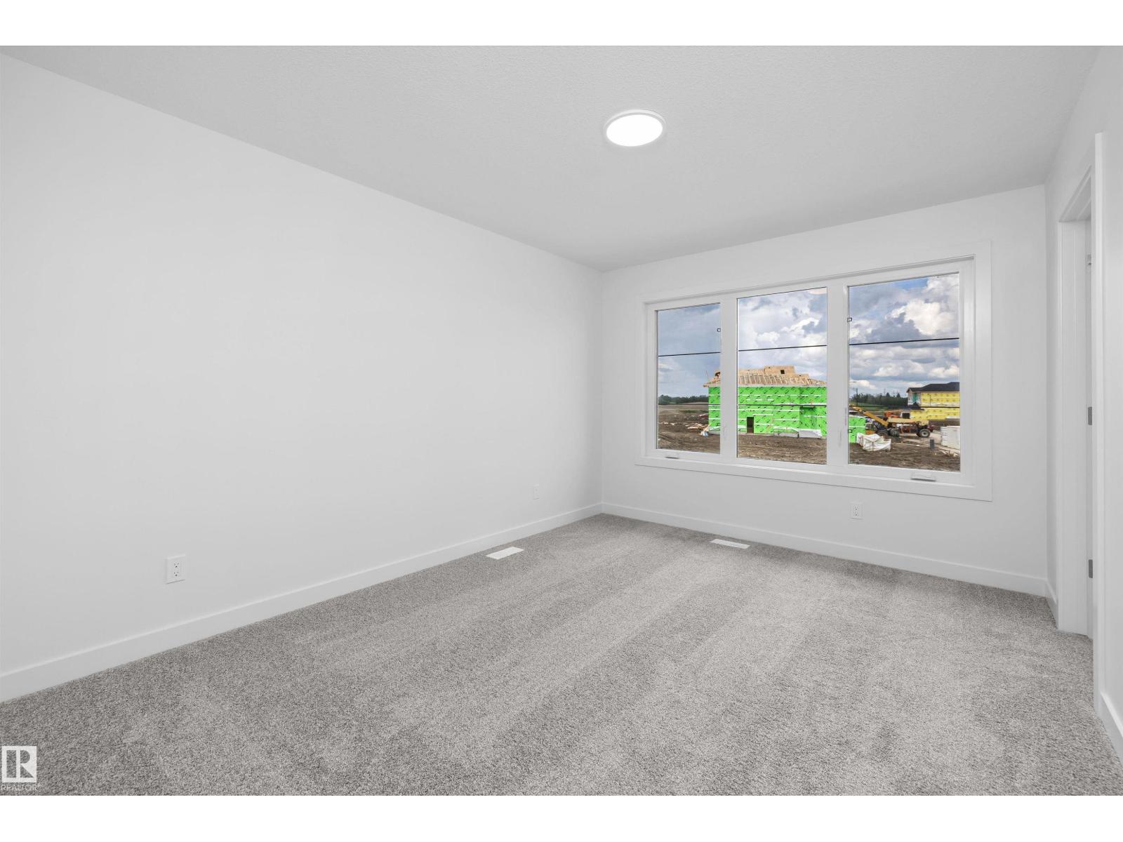 18709 18a Av Nw Property Photo 30
