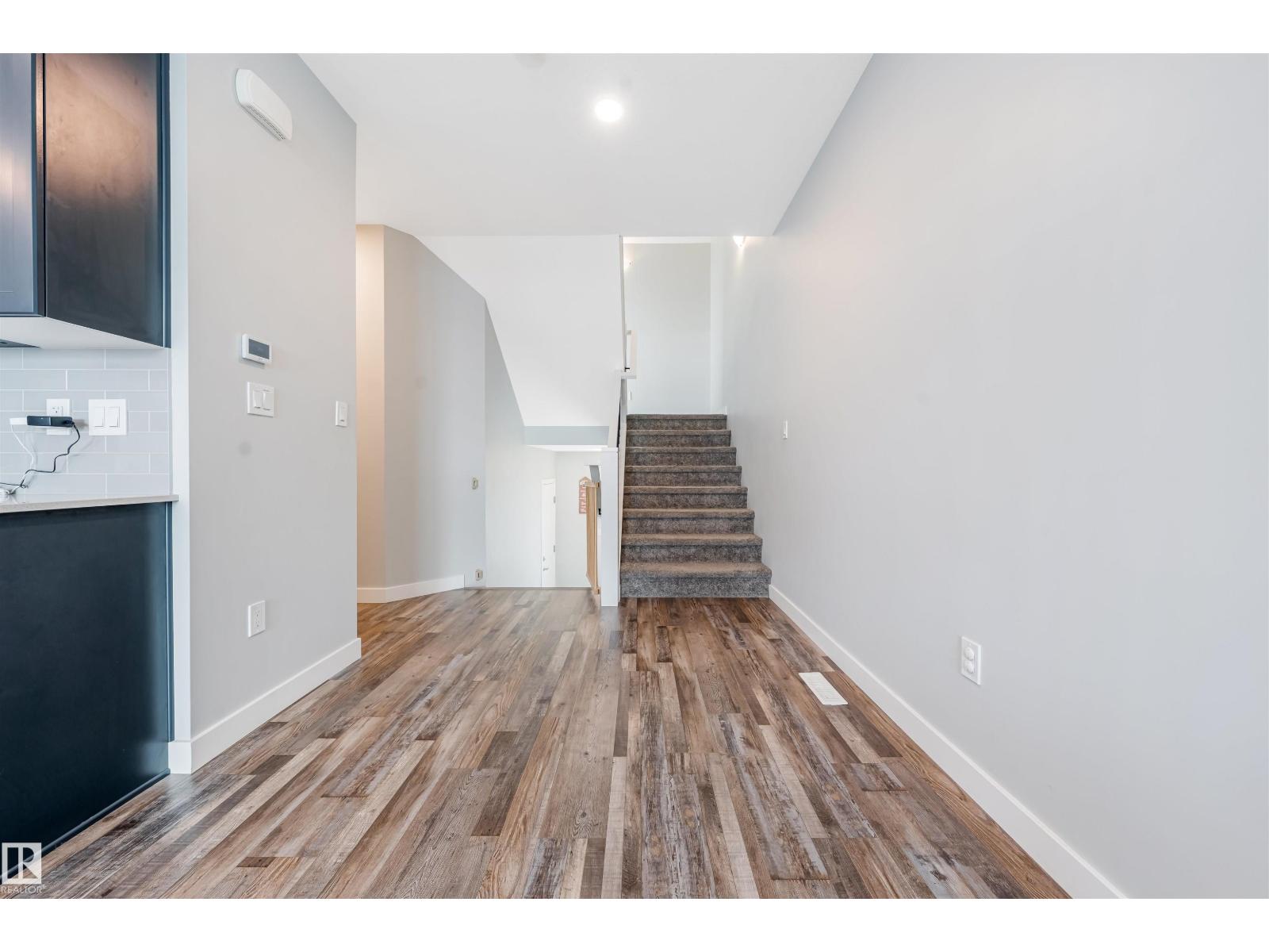 2284 Chokecherry Cl Sw Property Photo 25