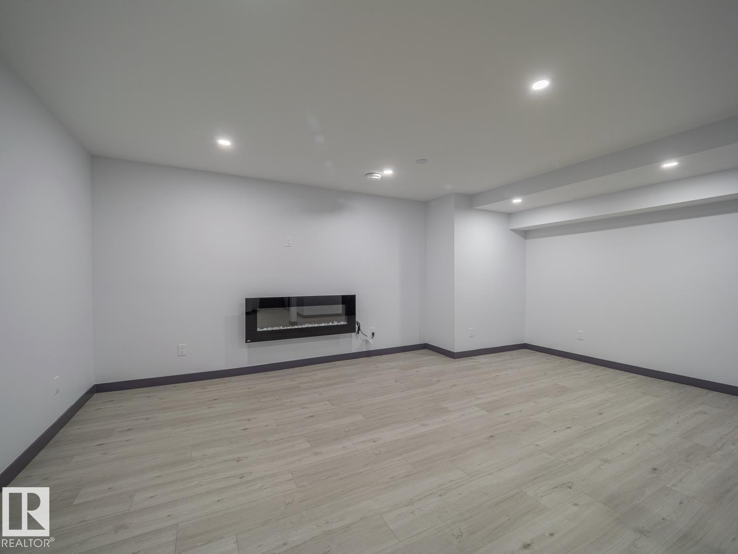 7328 183b St Nw Property Photo 20