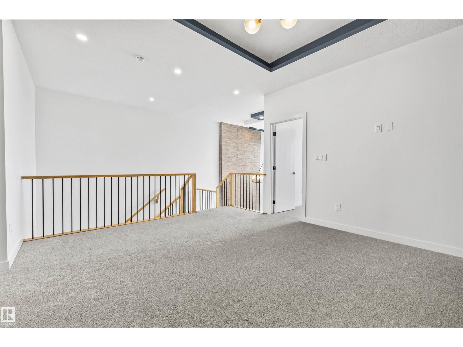 6 Enns Co Property Photo 26