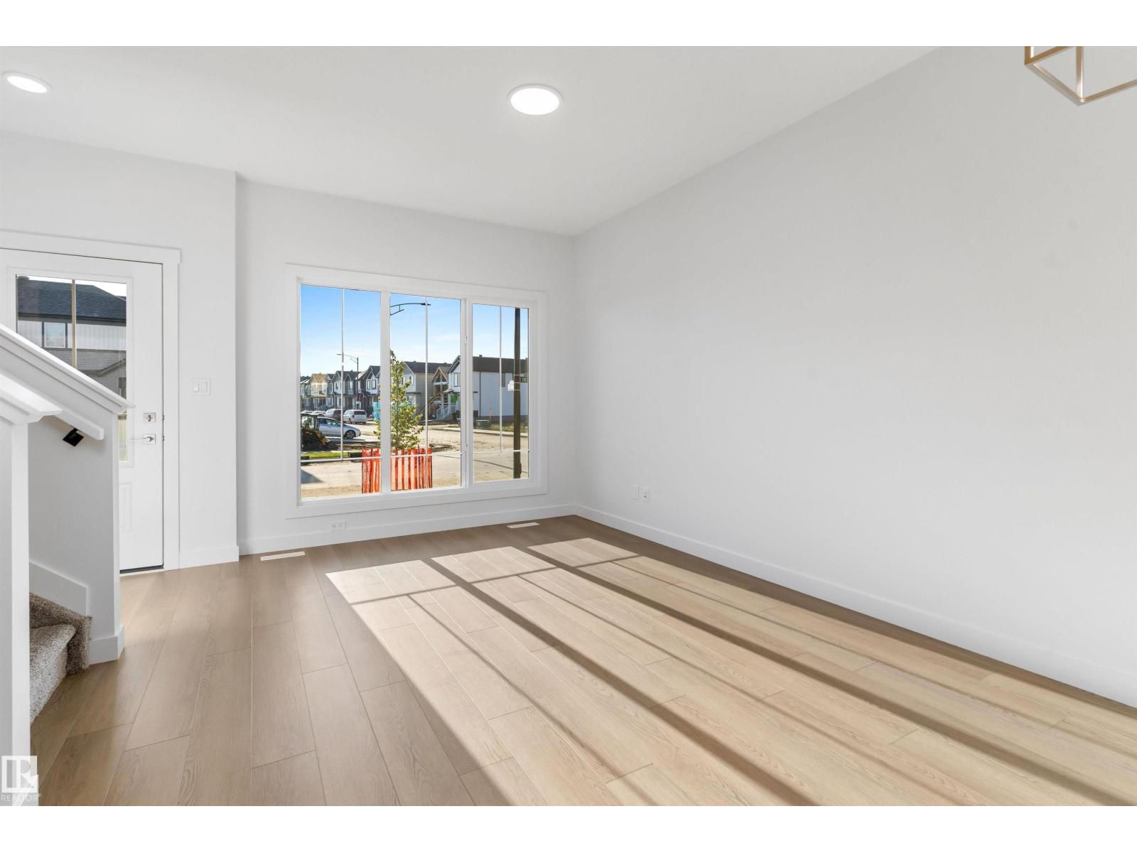 1609 210a St Nw Property Photo 4
