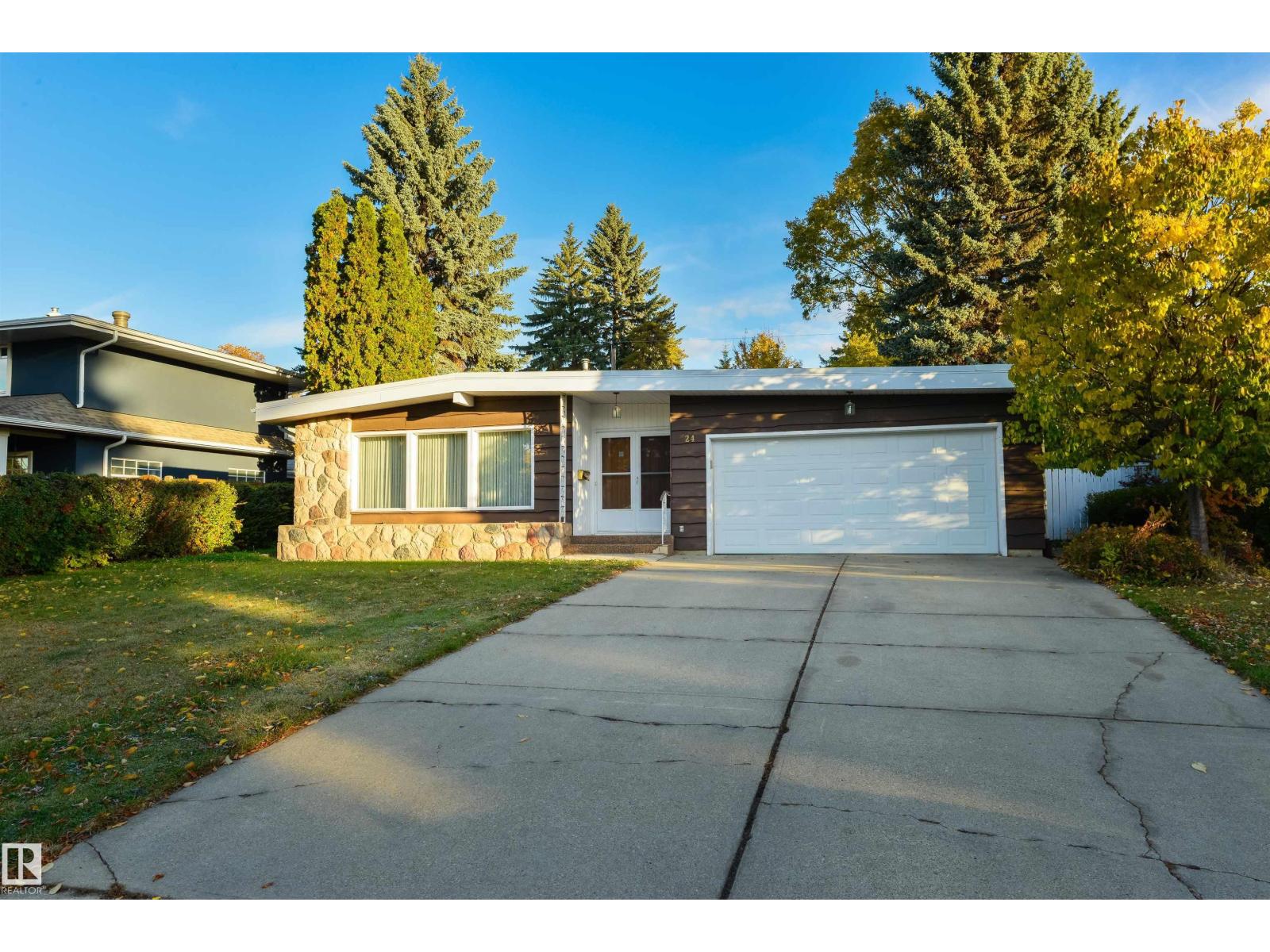 24 Valleyview Cr Nw Property Photo 3